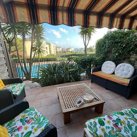 T2 Rez De Jardin Piscines Vue Parking Terrasse Commerces * Six-Fours-les-Plages