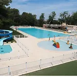 Apartmán T2 Rez De Jardin Piscines Vue Parking Terrasse Commerces *